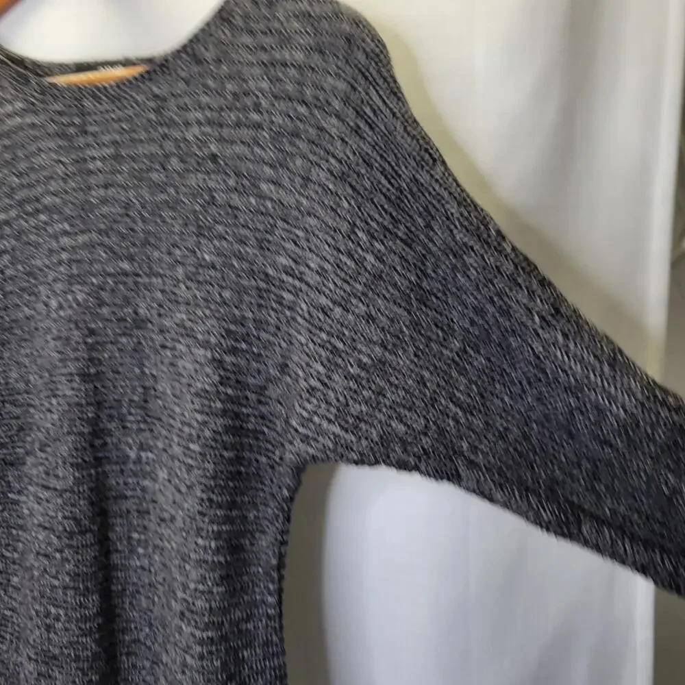 a.n.a. Gray Dolman Long Sleeve Sweater, XS